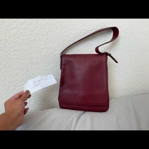 Red Vintage Coach Shoulder Bag No. D0D-9408